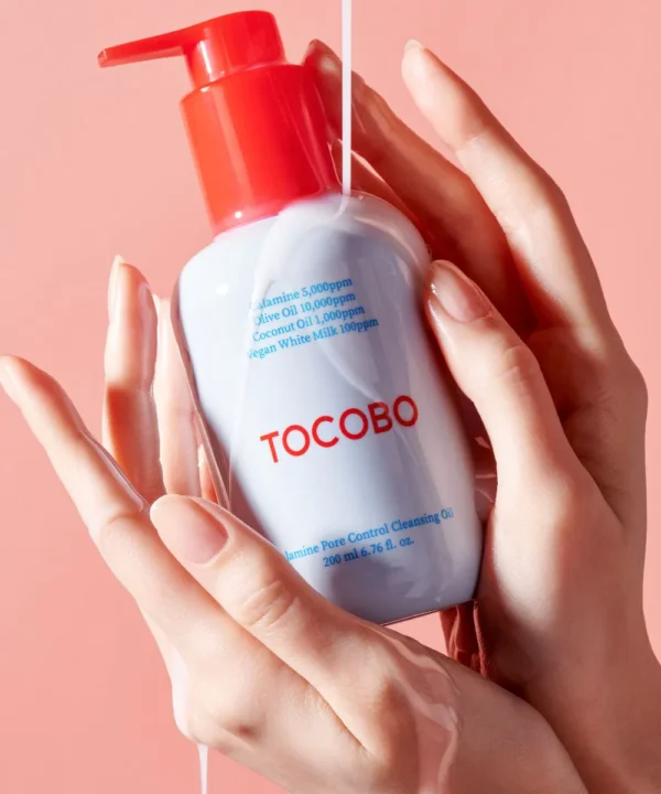 TOCOBO Calamine Pore Control Cleansing Oil - 200ml - Image 2