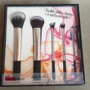 Real techniques brush set